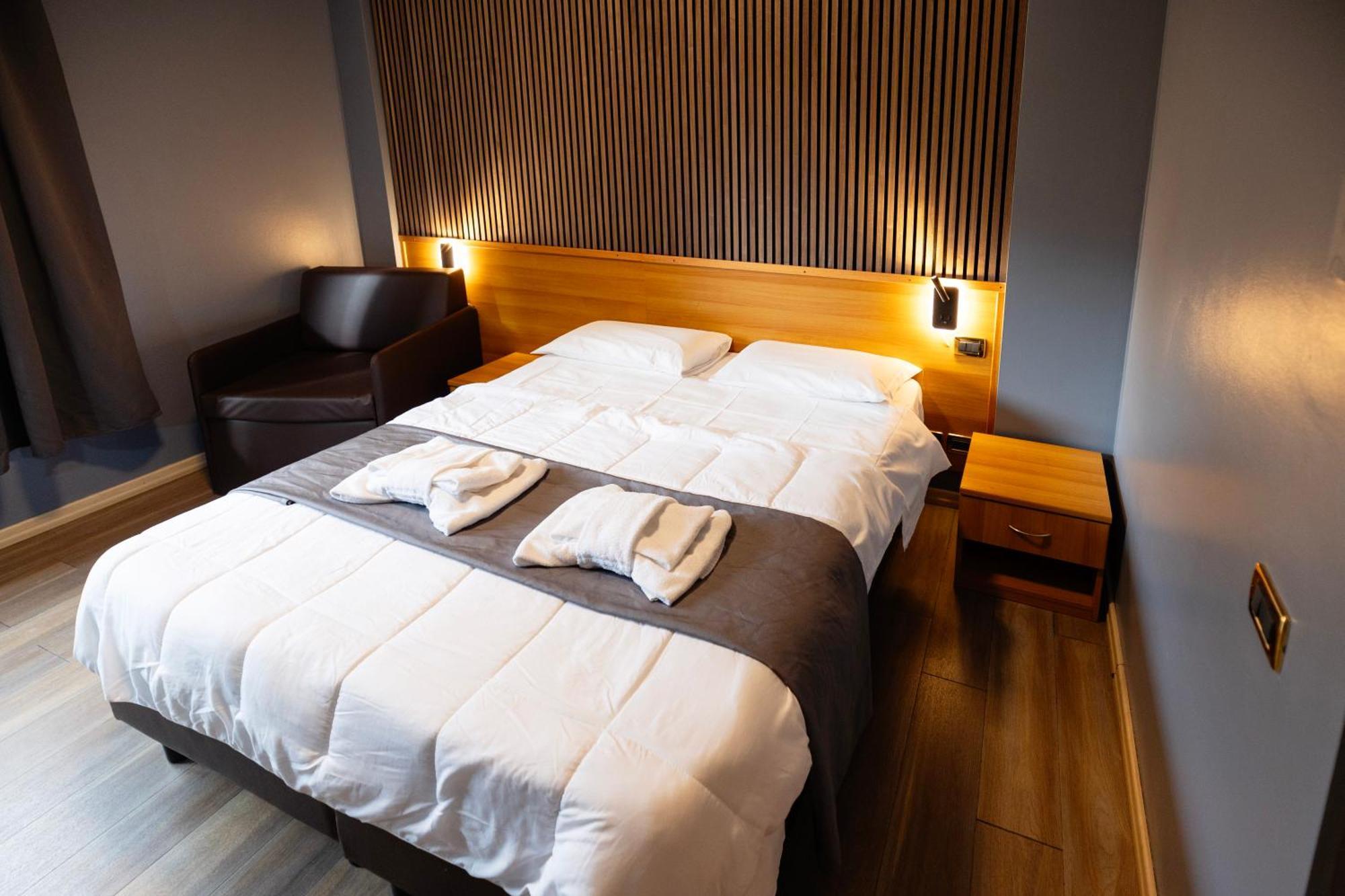 Scheppers Hotel Рим Экстерьер фото